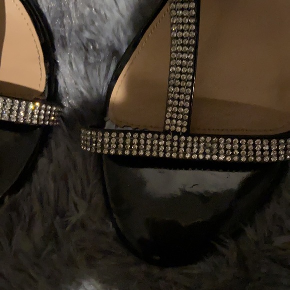 Shoes - Picture 2 of 3